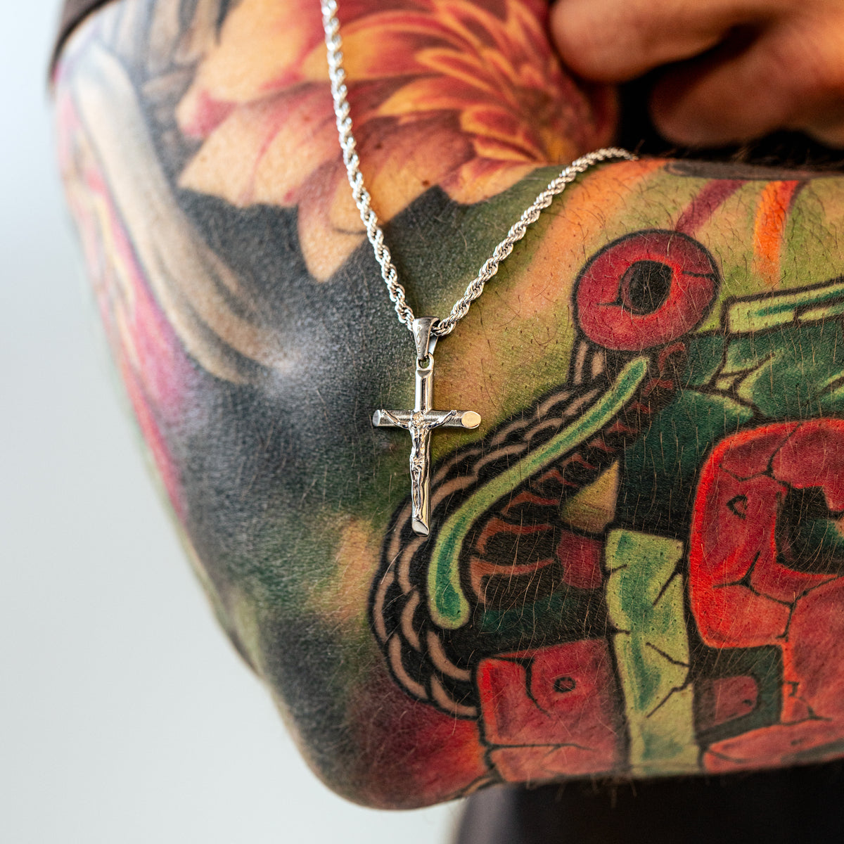 "Jesus Christus" BRAVE Herren-Halskette - Emily Schmuck