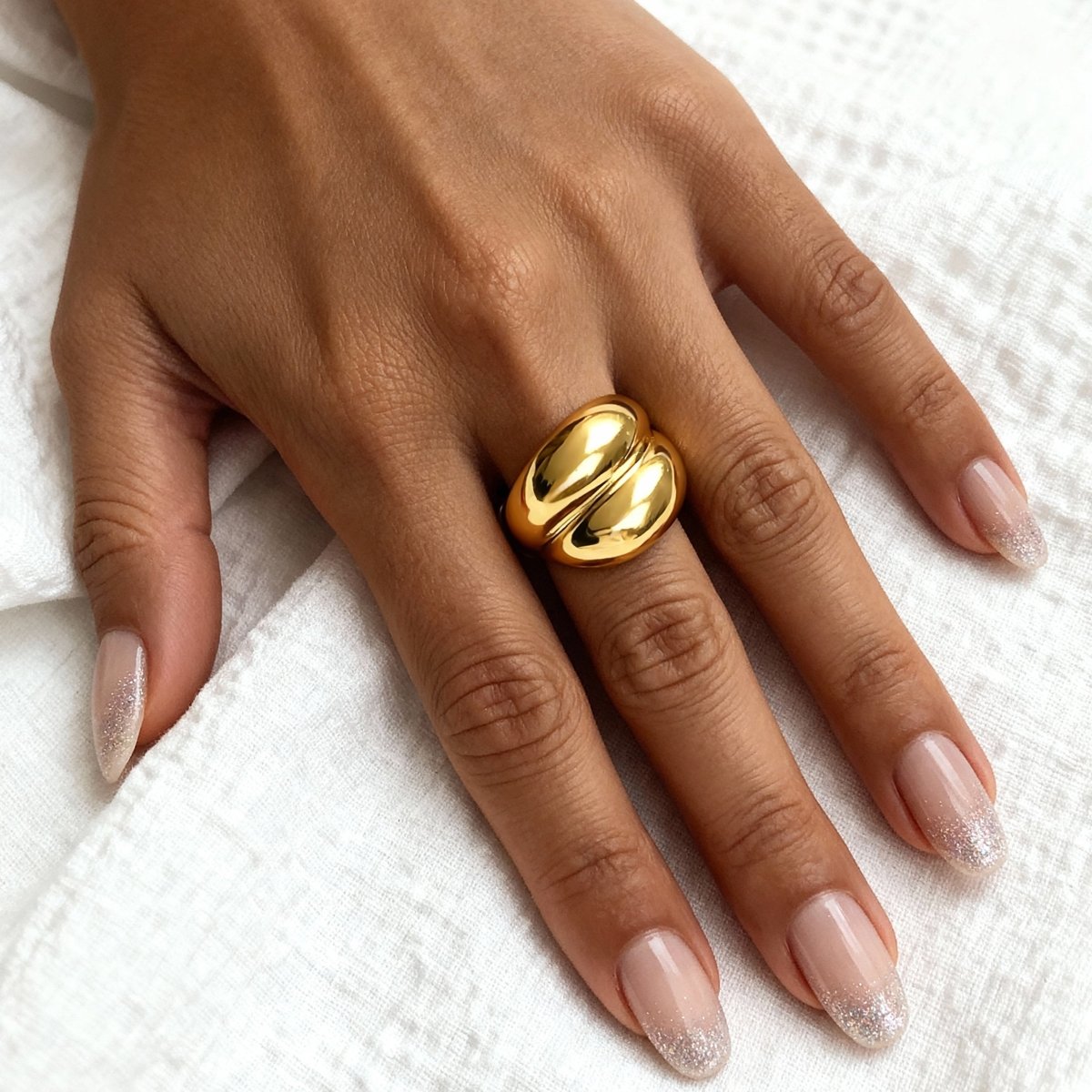 Skulpturaler Ring